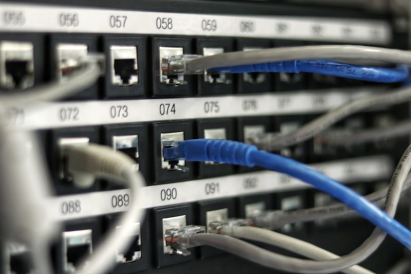 Organized network cabling and switch infrastructure
